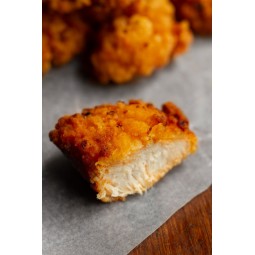 Tenders de Poulet Panés Surgelés - Pack de 10kg – Croustillants et savoureux | H.T.S. Halal Traders & Services